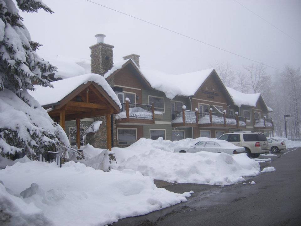 Elkwater Lake Lodge and Resort Business Listing Tourism Medicine Hat